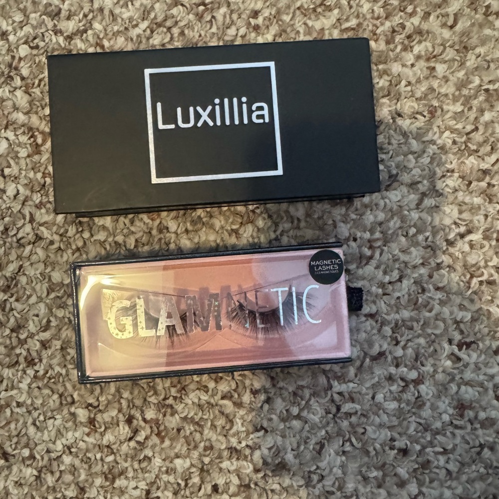 2 Pairs of Magnetic Lashes- New in Boxes